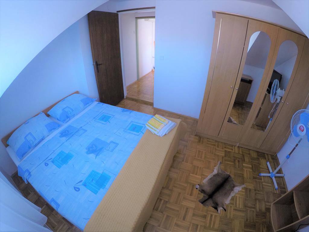 Orange City Apartment'S Repic Biograd Na Moru Eksteriør billede