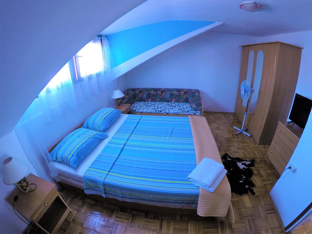 Orange City Apartment'S Repic Biograd Na Moru Eksteriør billede